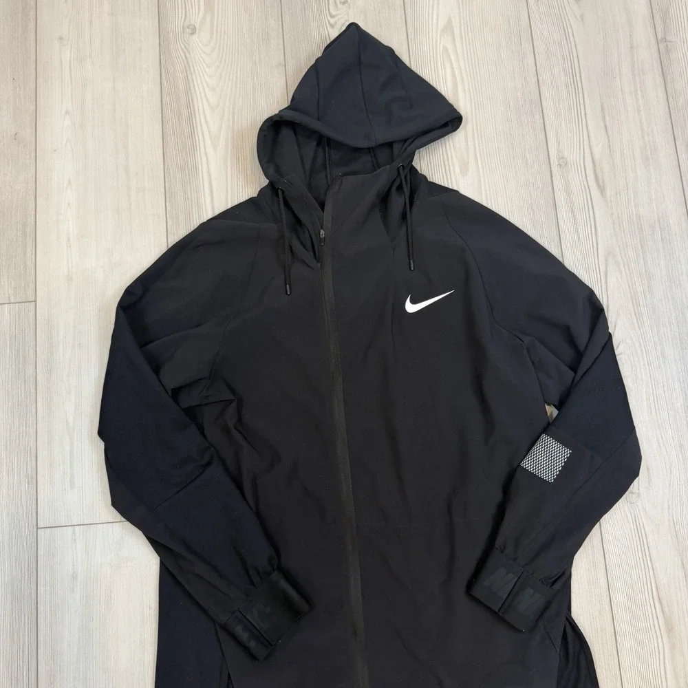 Nike sportswear men
